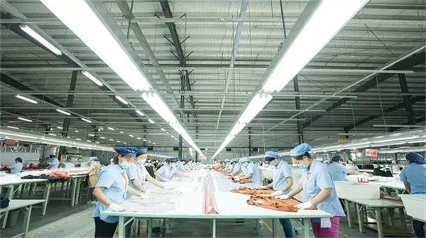 服裝廠冷暖用空氣能設備效果怎么樣