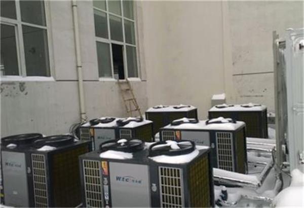 低溫地區(qū)學(xué)校適用的熱泵熱水方案