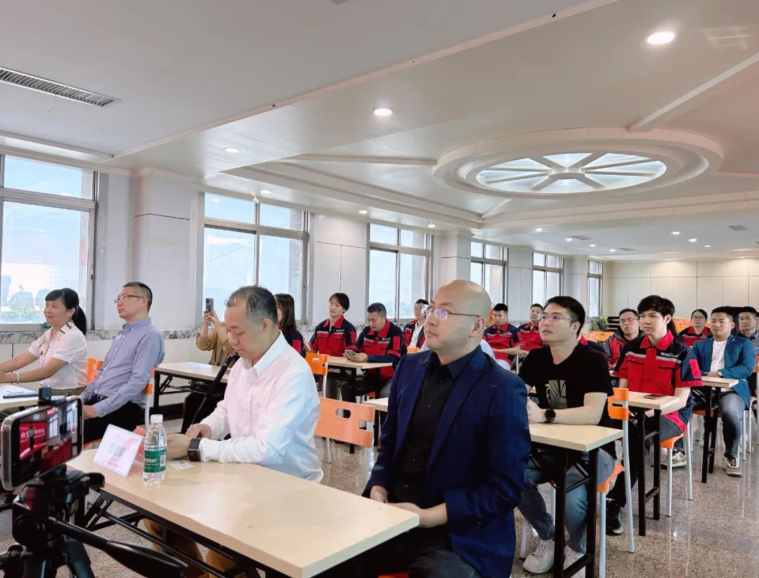 華天成與域騰、威浪仕、鯨浪、鉅浪、威固等達成戰(zhàn)略合作，引領(lǐng)空氣能泳池未來發(fā)展