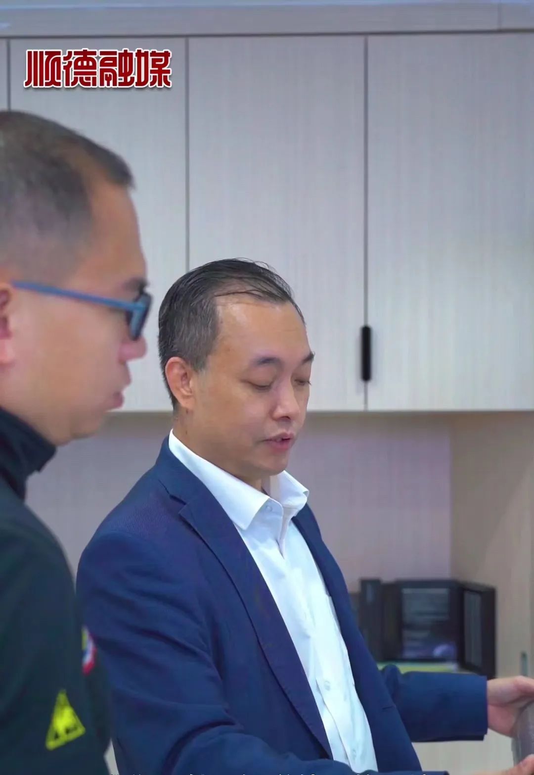 華天成董事長郭建毅接受珠江商報采訪-信用為先，十年質保引領空氣能行業變革