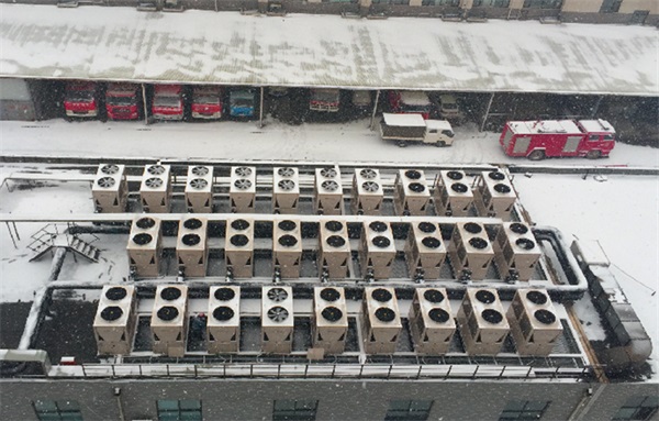 消防隊解決供暖大作戰，空氣能熱泵顯神威