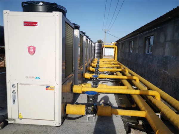 河南地區(qū)空氣能采暖助力御寒，畜牧養(yǎng)殖業(yè)煥發(fā)新生機(jī)