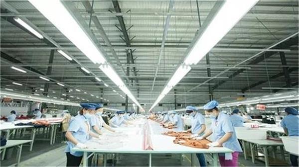 空氣能熱泵：工廠冷暖需求解決新方案