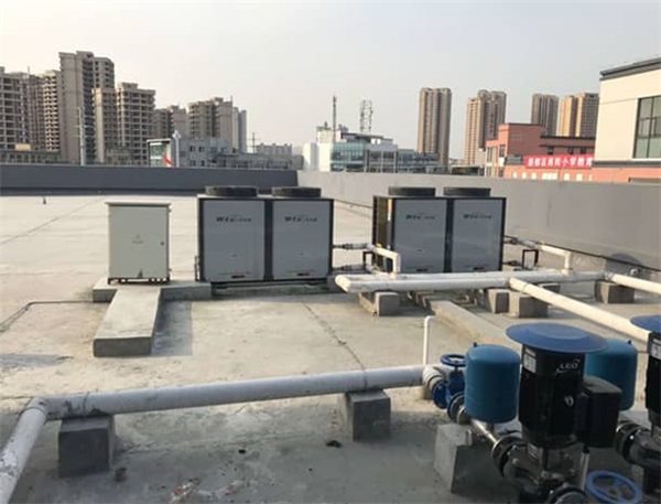 學(xué)校熱泵應(yīng)用響應(yīng)國(guó)家“煤改電”環(huán)保號(hào)召