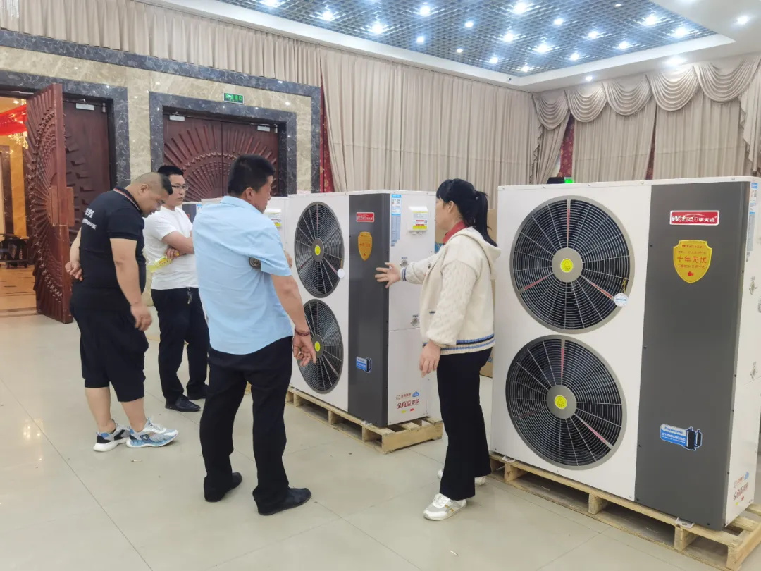 邢臺(tái)運(yùn)營(yíng)中心上演簽單風(fēng)暴，華天成新品推介會(huì)贏得代理商高度信賴！