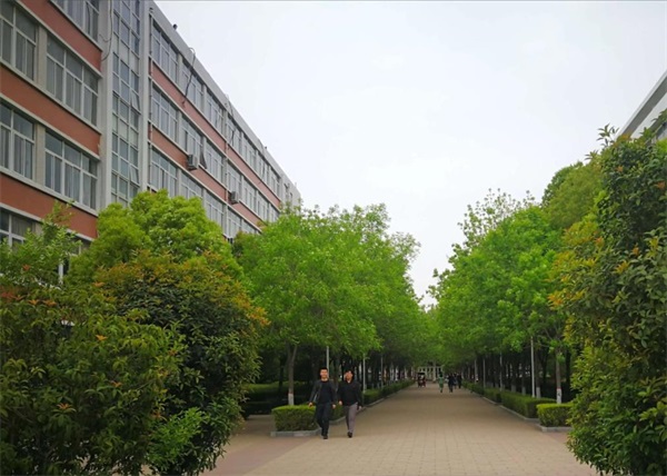 可以在校園中使用的空氣能熱泵