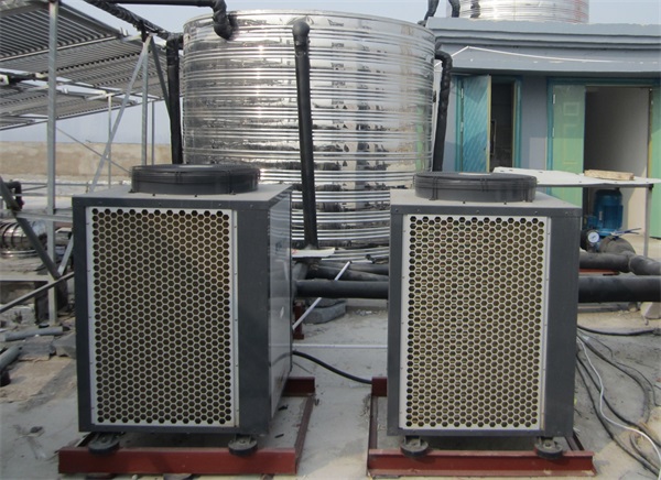 集環保安全于一體的酒店熱泵熱水系統