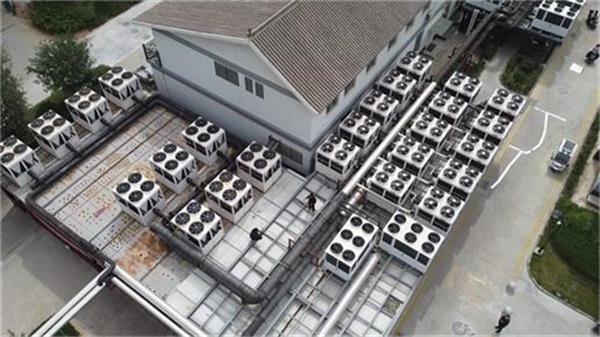 小區建設空氣能采暖工程的優點有哪些？