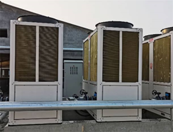 空氣能取暖熱泵為養(yǎng)殖場實現效益與環(huán)保的完美結合