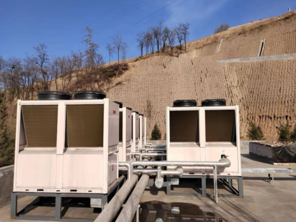 商用空氣能系統：商業領域的清潔能源解決方案