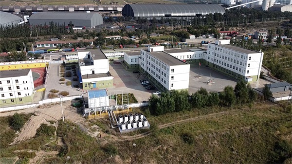 華天成空氣能熱泵設(shè)備：學(xué)校供暖的明智選擇